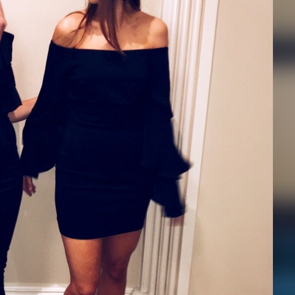 Black Tiered Long Sleeve Cocktail Dress 🖤 Worn ONCE! - Picture 9 of 9